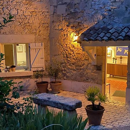 Le Prieure De Saint Pierre Bed and Breakfast Εξωτερικό φωτογραφία