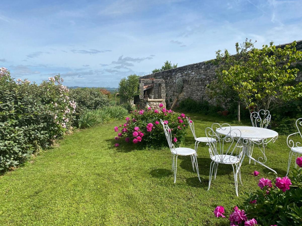 Le Prieure De Saint Pierre Bed and Breakfast Εξωτερικό φωτογραφία